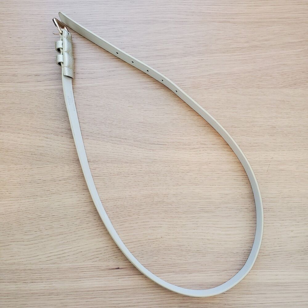 Vintage Gold Belt - Picture 7 of 11
